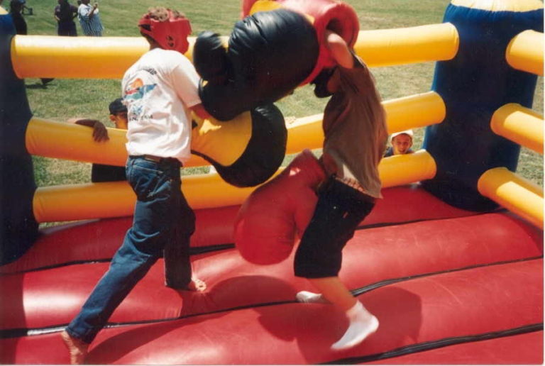 BOUNCE BOXING INFLATABLE INTERACTIVE GAME | Magic Special ...